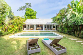Villa Blue & Grey Damai - 4 Bedrooms Bingin